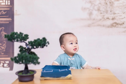 万宁怀孕为啥肚子会长毛